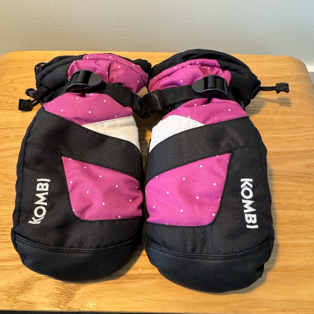 Kombi Kids' Purple and Black Mittens